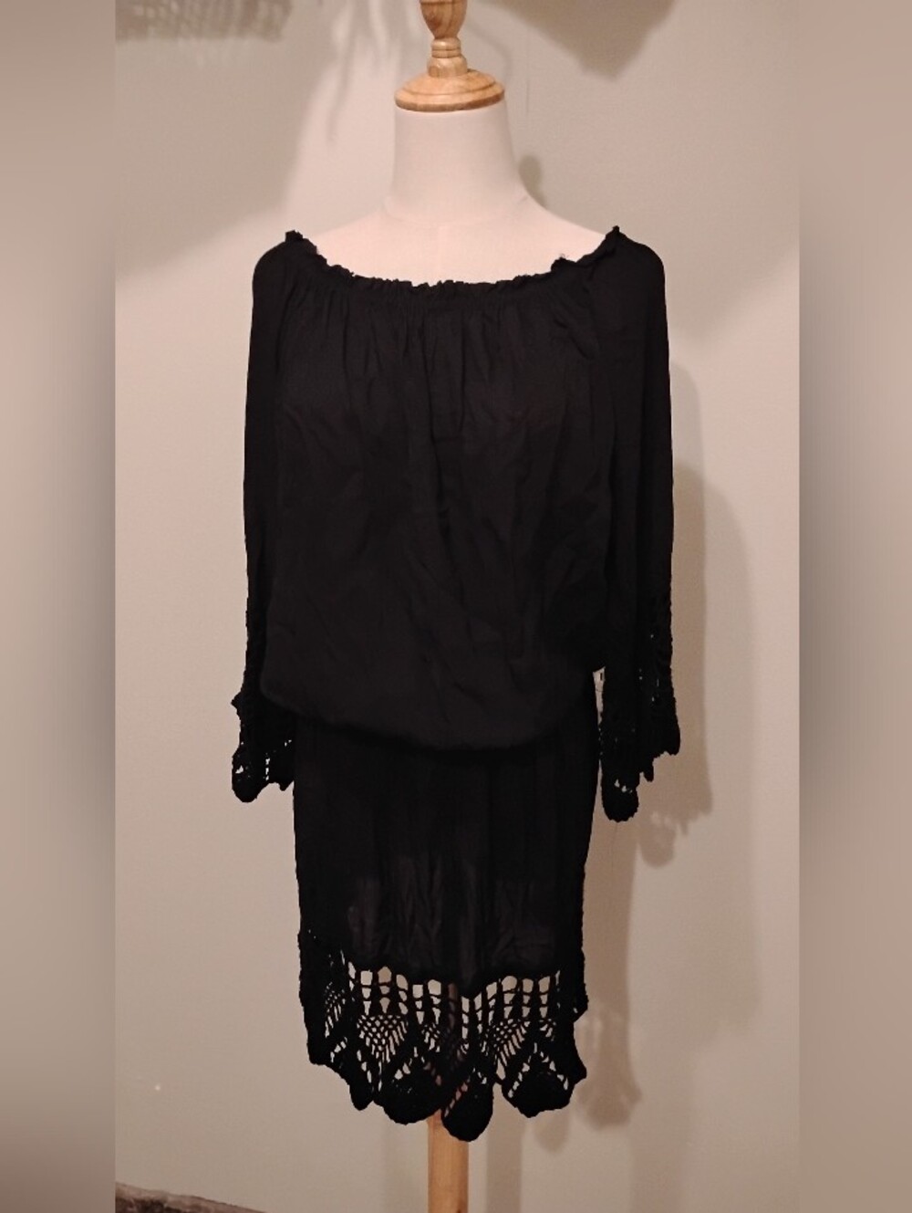 Bali Queen Black M/L Tunic Dress Lace Boho Beach Cover Up Vacation Crochet